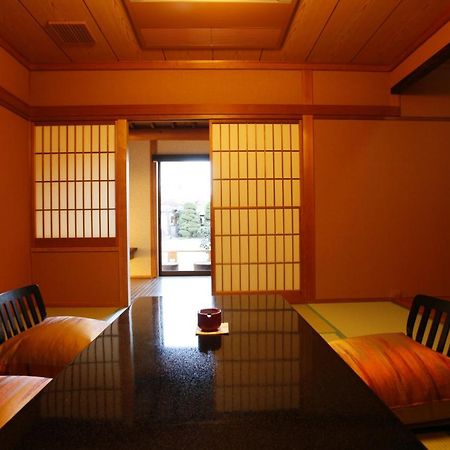 ホテル和穣苑 笛吹市 エクステリア 写真