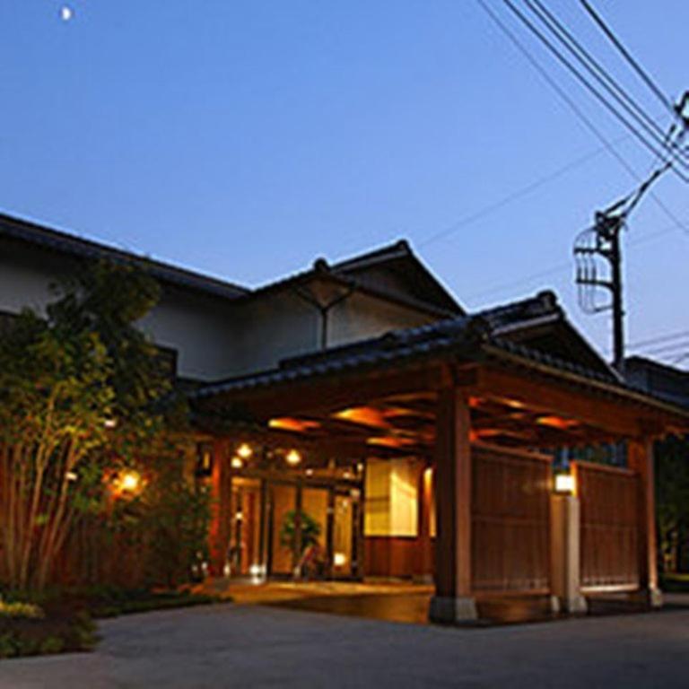 ホテル和穣苑 笛吹市 エクステリア 写真